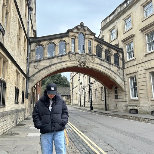Gabriella on a cobblestone street in Oxford